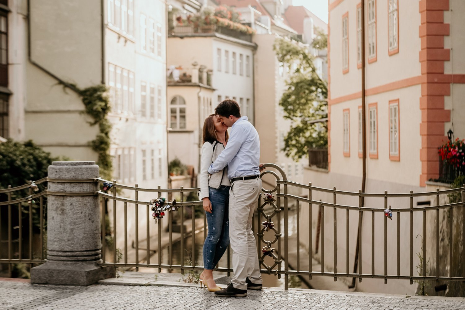 Pre-wedding Photo shoot in Prague