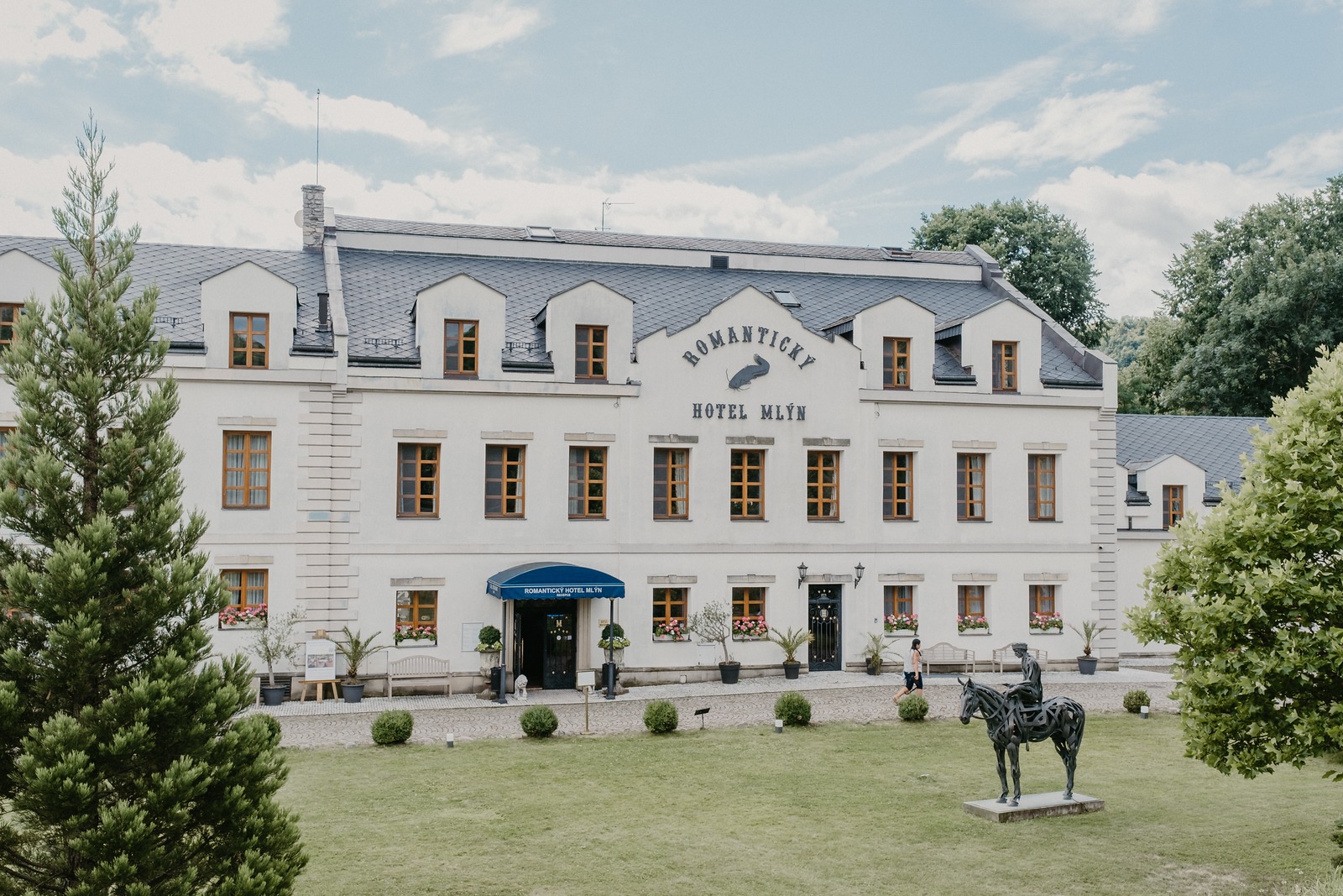 Romantický mlýn Karlštejn svatba